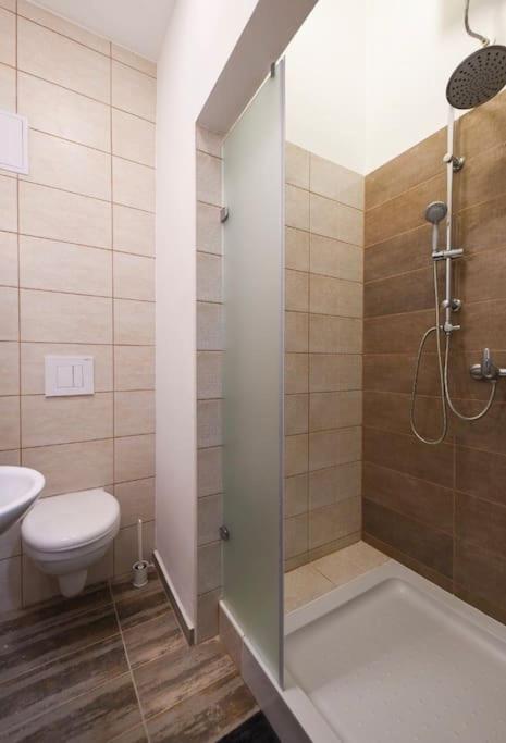 1 Bedroom Flat In Nyar Str., Central Budapest Kültér fotó